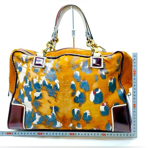 LOEWE AMAZONA PONY-STYLE CALFSKIN HANDBAG. 15” x 10” SOLD OUT RETAIL $3200 - Picture 4 of 15
